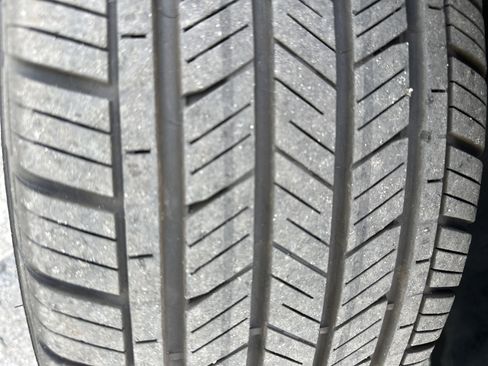 Used 2024 Volkswagen Taos S image 9