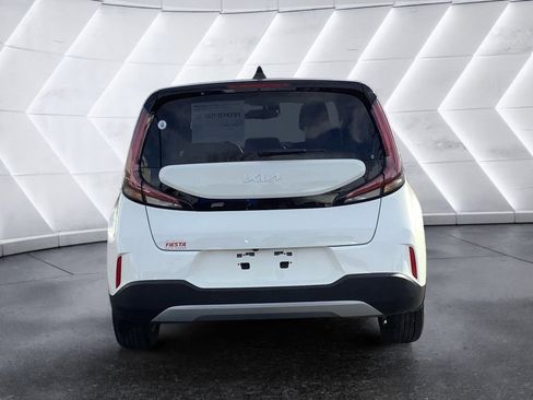 Used 2025 Kia Soul S image 5