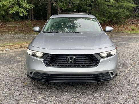 Used 2023 Honda Accord Touring image 7