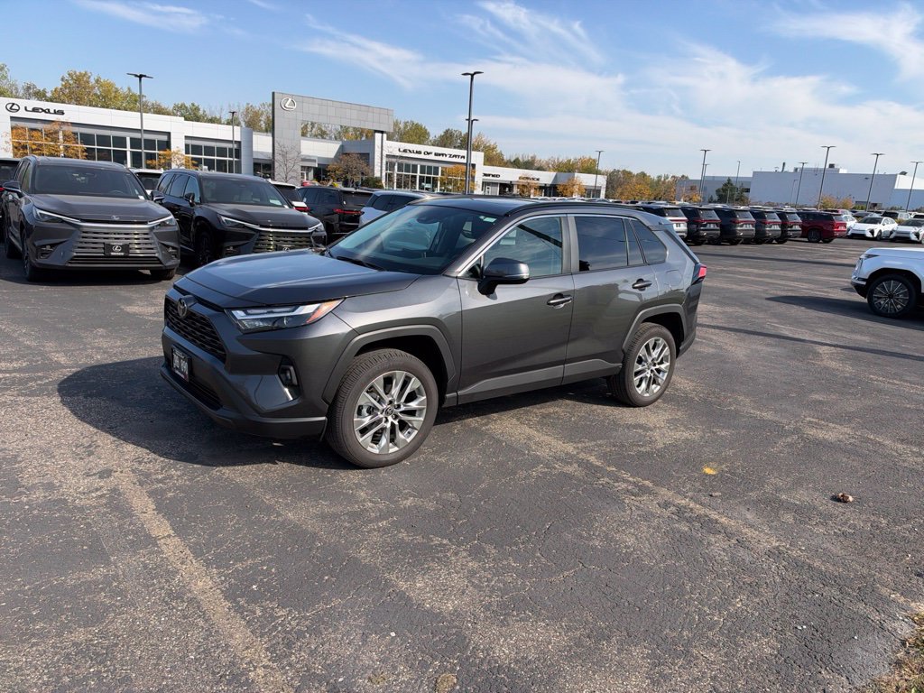 Used 2025 Toyota RAV4 XLE Premium w/ Weather Package AWD/4WD image 7