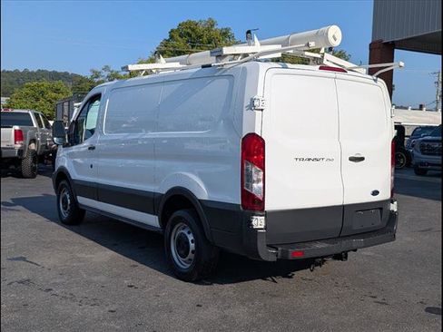 Used 2015 Ford Transit 250 130 Low Roof image 3