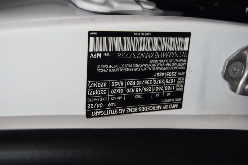 Used 2022 Mercedes-Benz GLB 250 4MATIC image 39