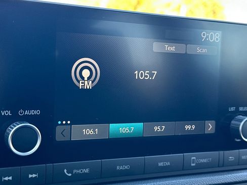 Used 2025 Honda CR-V Sport image 26