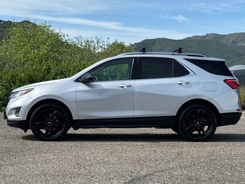 Used 2020 Chevrolet Equinox LT w/ Sport Edition image 7