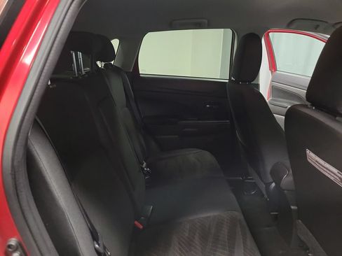 Used 2014 Mitsubishi Outlander Sport SE FWD image 28