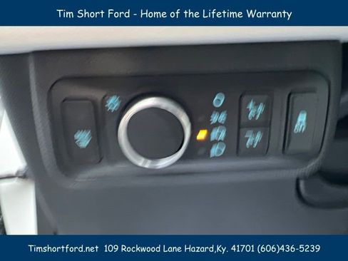 New 2022 Ford Mustang Mach-E Premium image 15