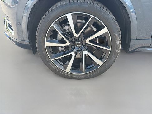 Used 2025 Volvo XC90 B5 Plus w/ Protection Package Premier AWD/4WD image 41