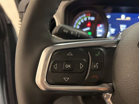 Used 2025 Jeep Wrangler Unlimited Sahara image 21