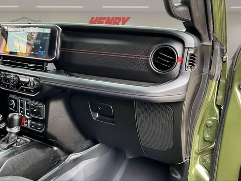 Used 2024 Jeep Wrangler Rubicon w/ Dual Door Group (Lowers Only) AWD/4WD image 28