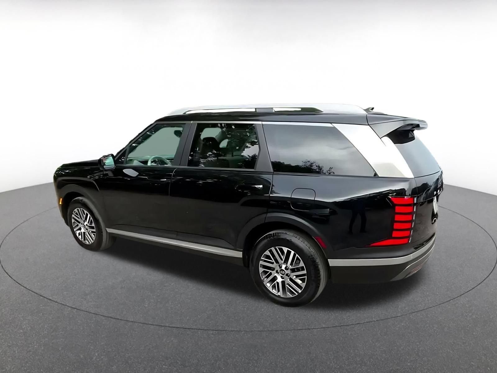 Used 2026 Hyundai Palisade SEL AWD/4WD image 8