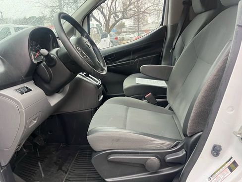Used 2021 Nissan NV200 SV w/ Back Door Glass Package image 10