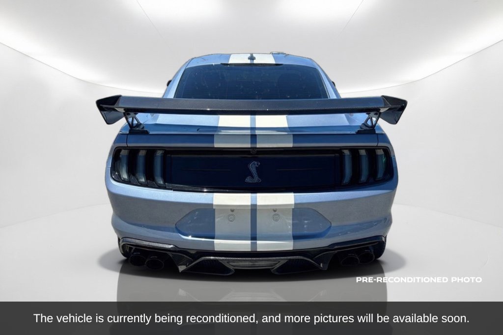 Used 2022 Ford Mustang Shelby GT500 w/ Carbon Fiber Track Pack RWD image 7