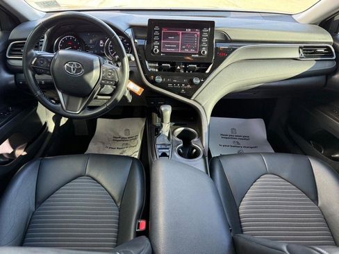 Used 2023 Toyota Camry SE image 13