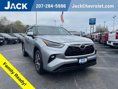 Used 2021 Toyota Highlander XLE