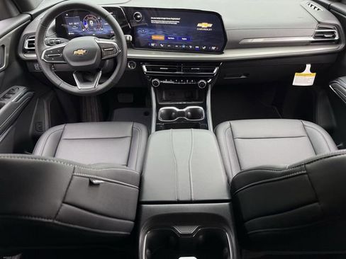 New 2026 Chevrolet Traverse LT image 10
