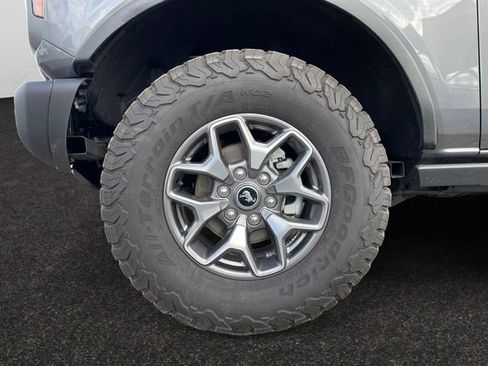 Certified 2025 Ford Bronco Badlands AWD/4WD image 14