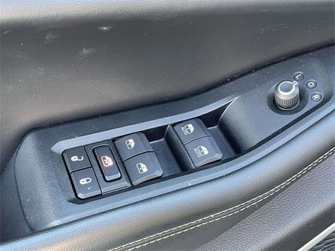 Used 2022 Jeep Grand Cherokee L Laredo w/ Luxury Tech Group I image 28