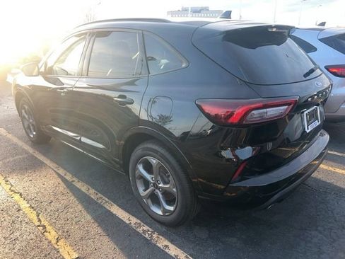 Used 2024 Ford Escape ST-Line w/ Tech Pack #1 AWD/4WD image 4