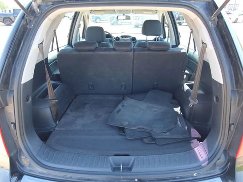 Used 2009 Kia Rondo LX FWD image 11