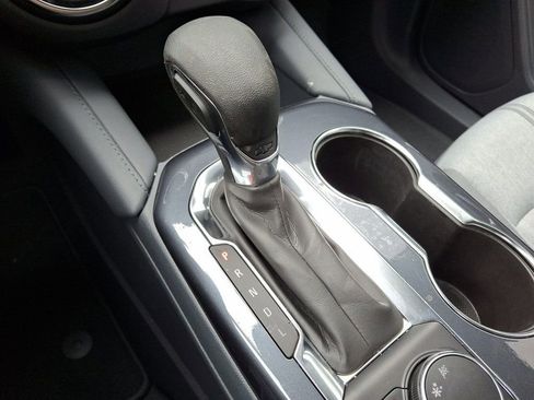 Used 2022 Chevrolet Blazer LT image 14