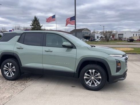 New 2026 Chevrolet Equinox LT w/ Safety and Technology Package image 2