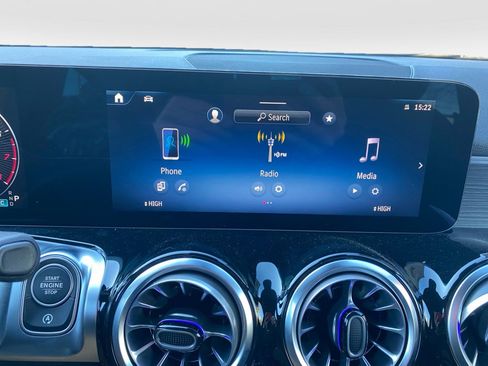 New 2026 Mercedes-Benz GLB 250 4MATIC image 17