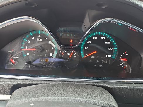 Used 2017 Chevrolet Traverse LT FWD image 11