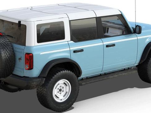 New 2025 Ford Bronco Heritage Edition image 4
