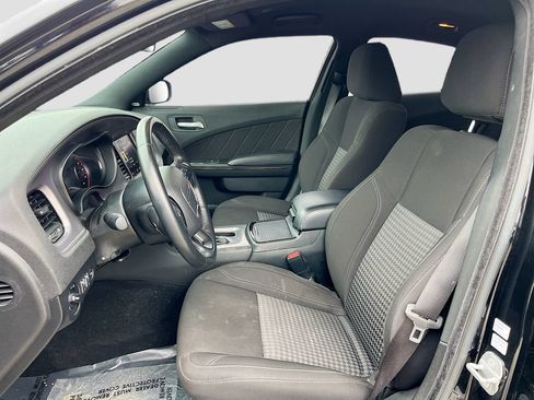 Used 2023 Dodge Charger SXT w/ Blacktop Package RWD image 20
