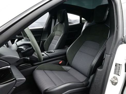 Certified 2025 Porsche Taycan AWD/4WD image 4
