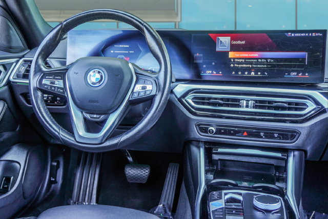 Used 2024 BMW i4 eDrive40 RWD image 30