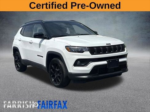 Certified 2023 Jeep Compass Latitude w/ Convenience Group AWD/4WD image 1