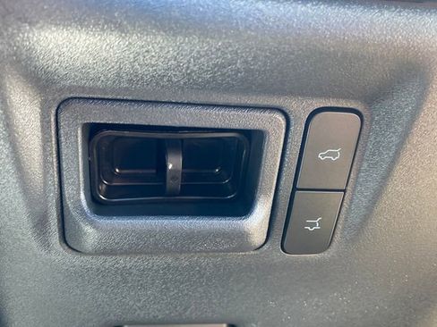 New 2026 Ford Expedition Active image 35