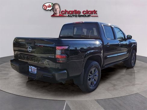 New 2025 Nissan Frontier SV w/ SV Convenience Package image 5