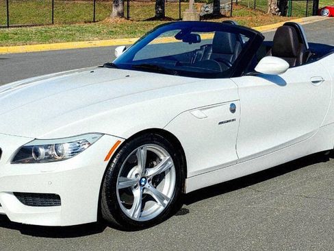 Used 2012 BMW Z4 sDrive28i RWD image 23