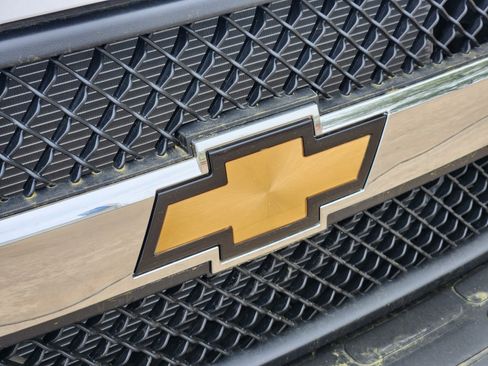 New 2025 Chevrolet Express 3500 w/ Power Convenience Package image 8