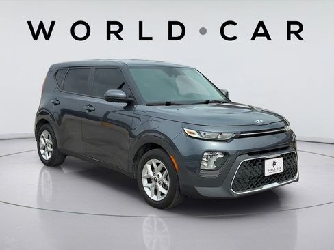 Used 2021 Kia Soul S FWD image 1