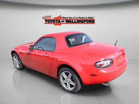 Used 2008 MAZDA MX-5 Miata Sport w/ Appearance Pkg image 3