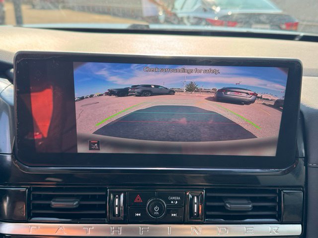 Used 2026 Nissan Pathfinder SV FWD image 17