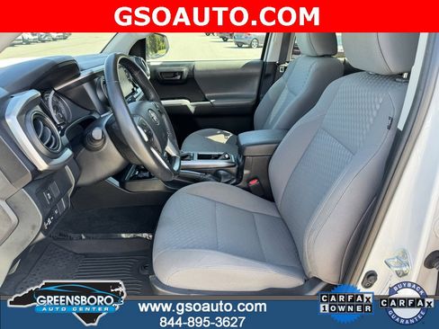 Used 2023 Toyota Tacoma SR5 w/ Technology Package image 9