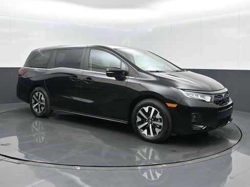 Certified 2026 Honda Odyssey EX-L image 28
