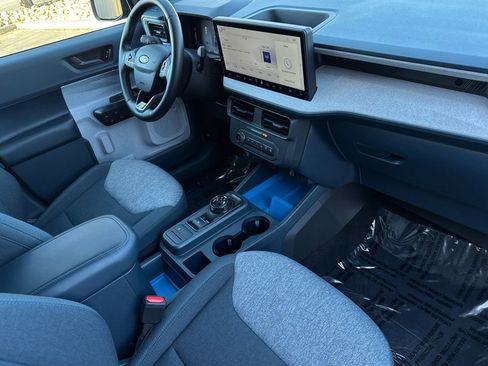 Used 2025 Ford Maverick XLT w/ Equipment Group 301A image 15