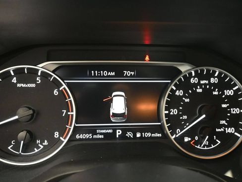 Used 2024 Nissan Rogue SV FWD image 18
