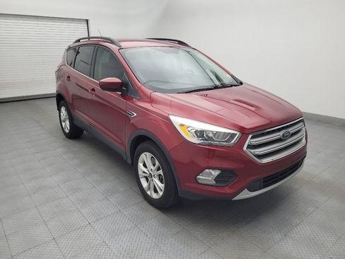 Used 2017 Ford Escape SE w/ Equipment Group 201A FWD image 13