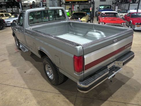Used 1990 Ford F150 4x4 Regular Cab image 16