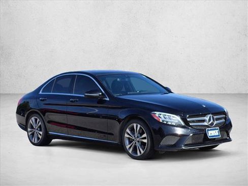Used 2019 Mercedes-Benz C 300 Sedan image 3