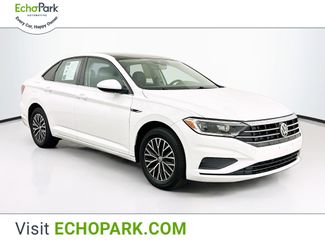 Used 2019 Volkswagen Jetta SEL image 1