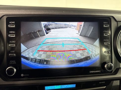 Used 2021 Toyota Tacoma TRD Off-Road image 16