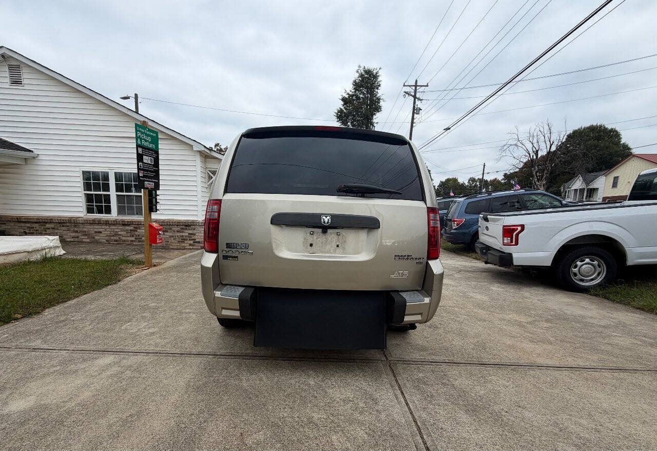 Used 2009 Dodge Grand Caravan SE FWD image 5