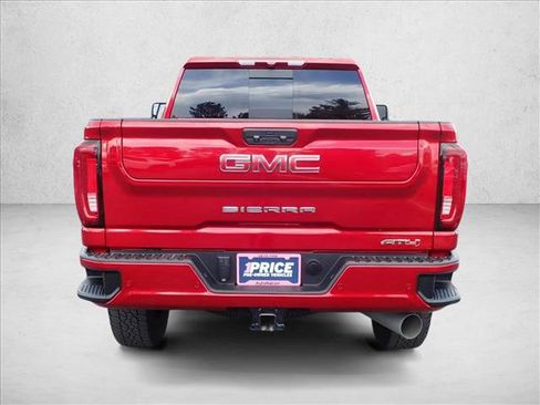 Used 2023 GMC Sierra 2500 AT4 w/ AT4 Preferred Package AWD/4WD image 3